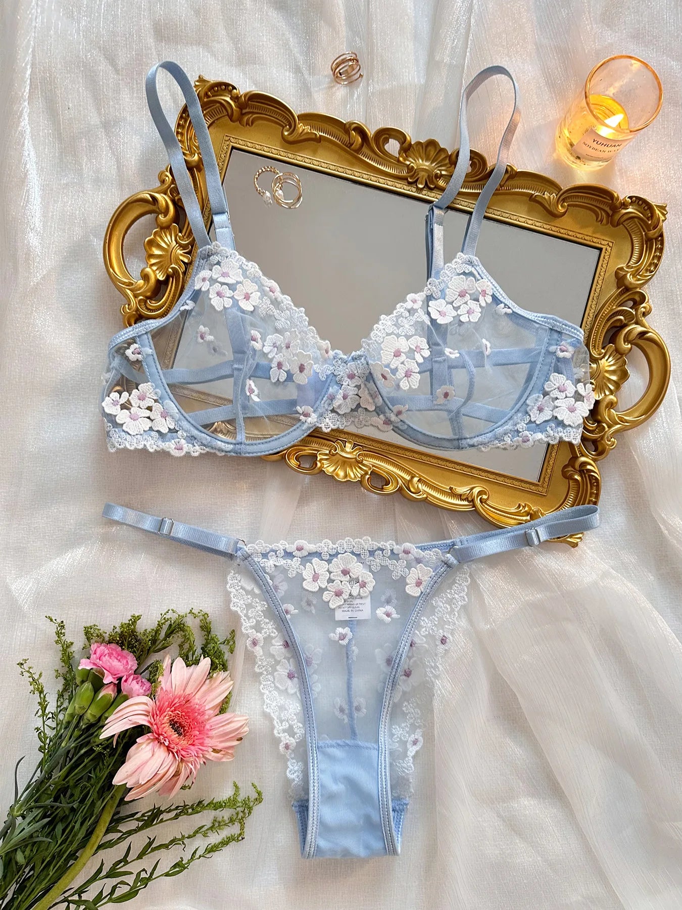 Hot Autumn New French sweet printed embroidered mesh fabric see-through comfortable gathering romantic