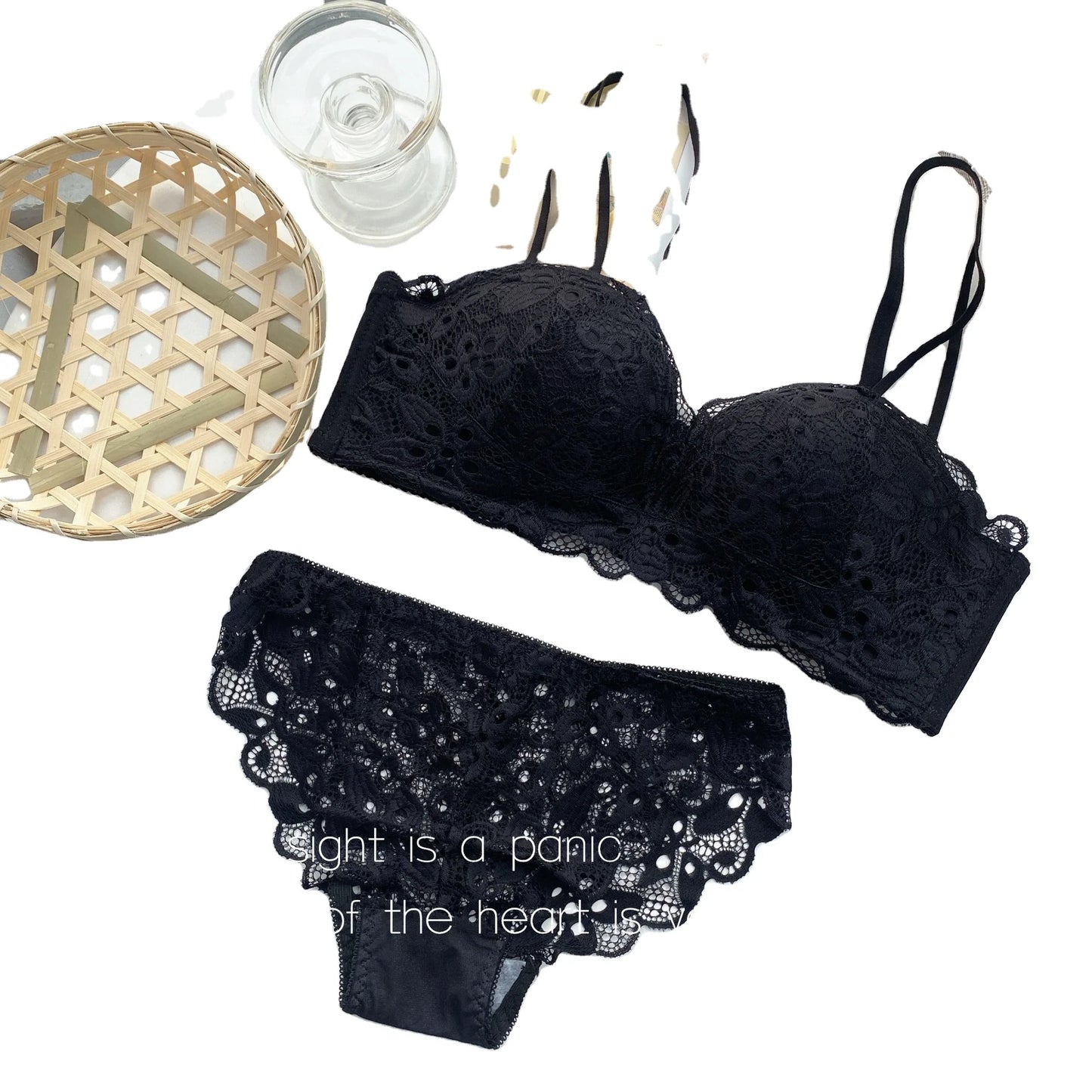 Dropshipping Women's Lace Bra Thick Cup  No Side Effects