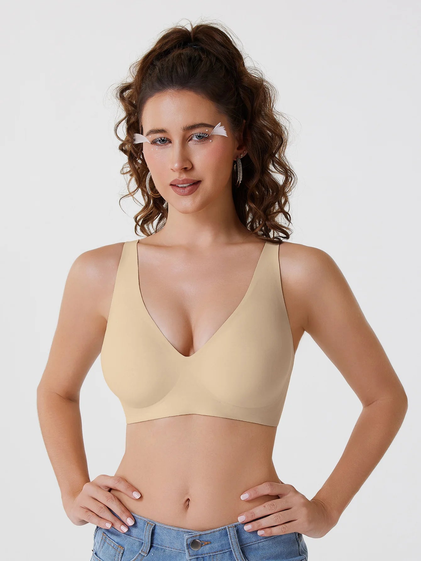 Hot-Selling Cross-Border Solid Bra Deep V Seamless Wireless Everyday Underwear Convertible Straps Nylon Cup Export Foreign