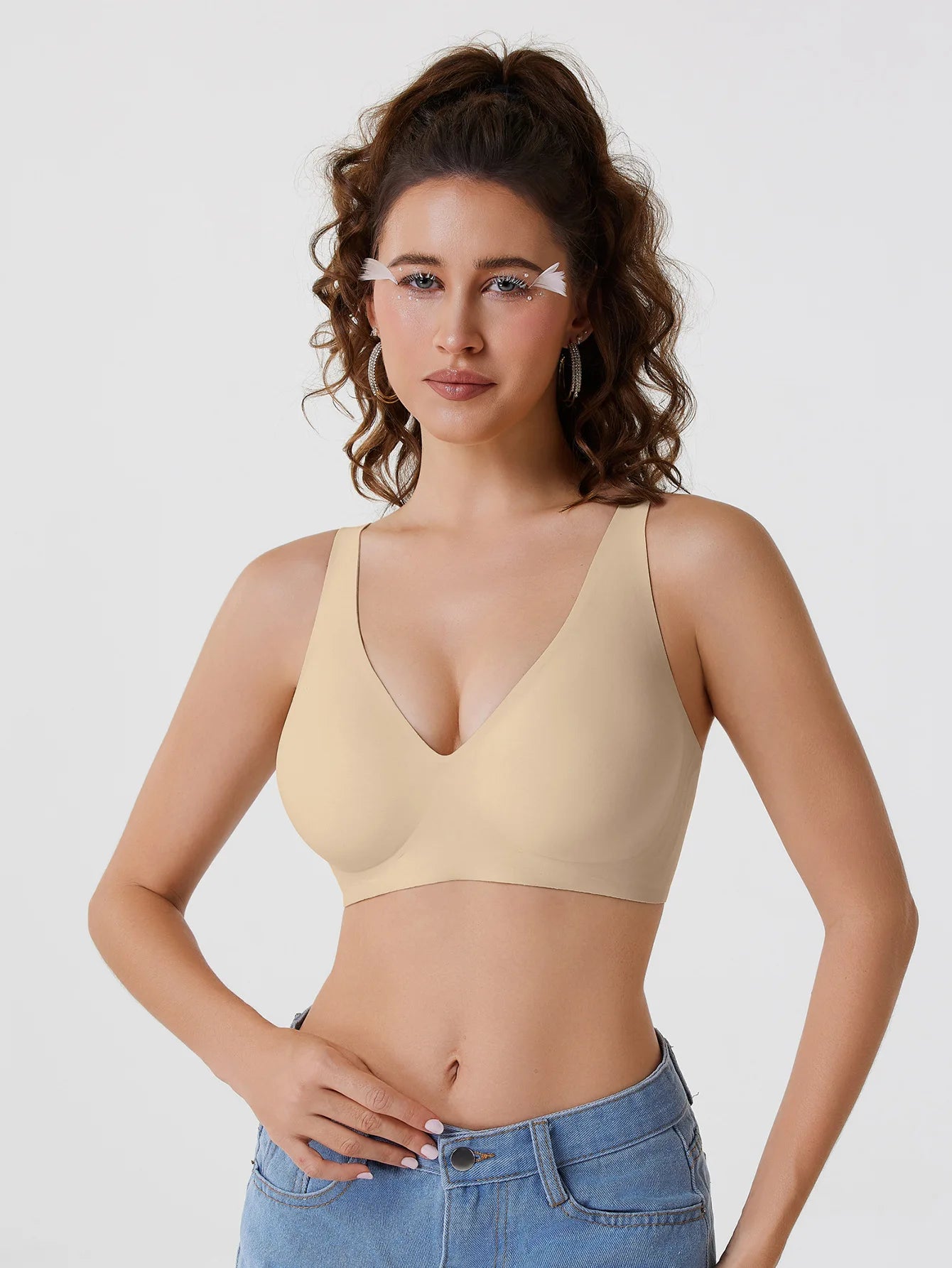 Hot-Selling Cross-Border Solid Bra Deep V Seamless Wireless Everyday Underwear Convertible Straps Nylon Cup Export Foreign
