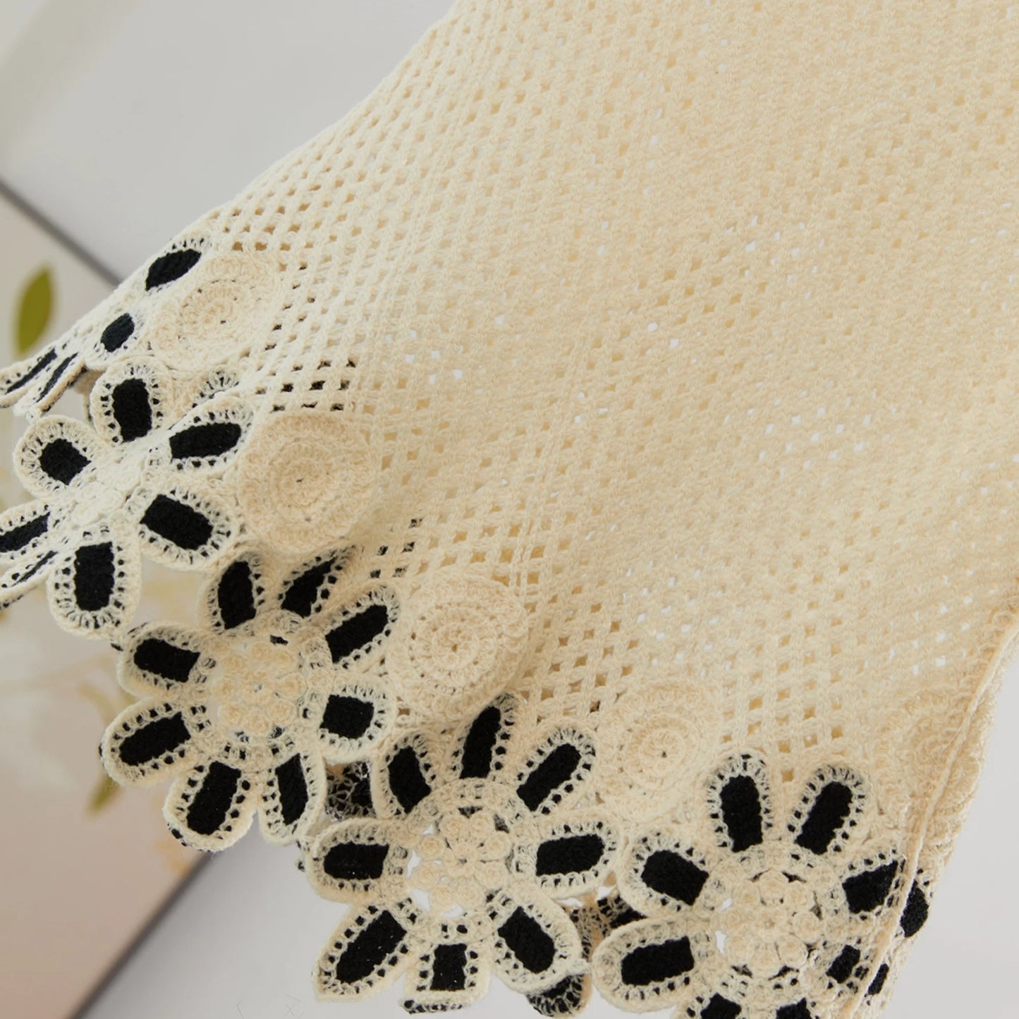 Women's Lightweight Lace Crochet Tank Top Summer Hollow Out Embroidery Sexy Cami Support ODM OEM